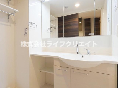 【独立洗面台】 | ルチェ・ソラーレ