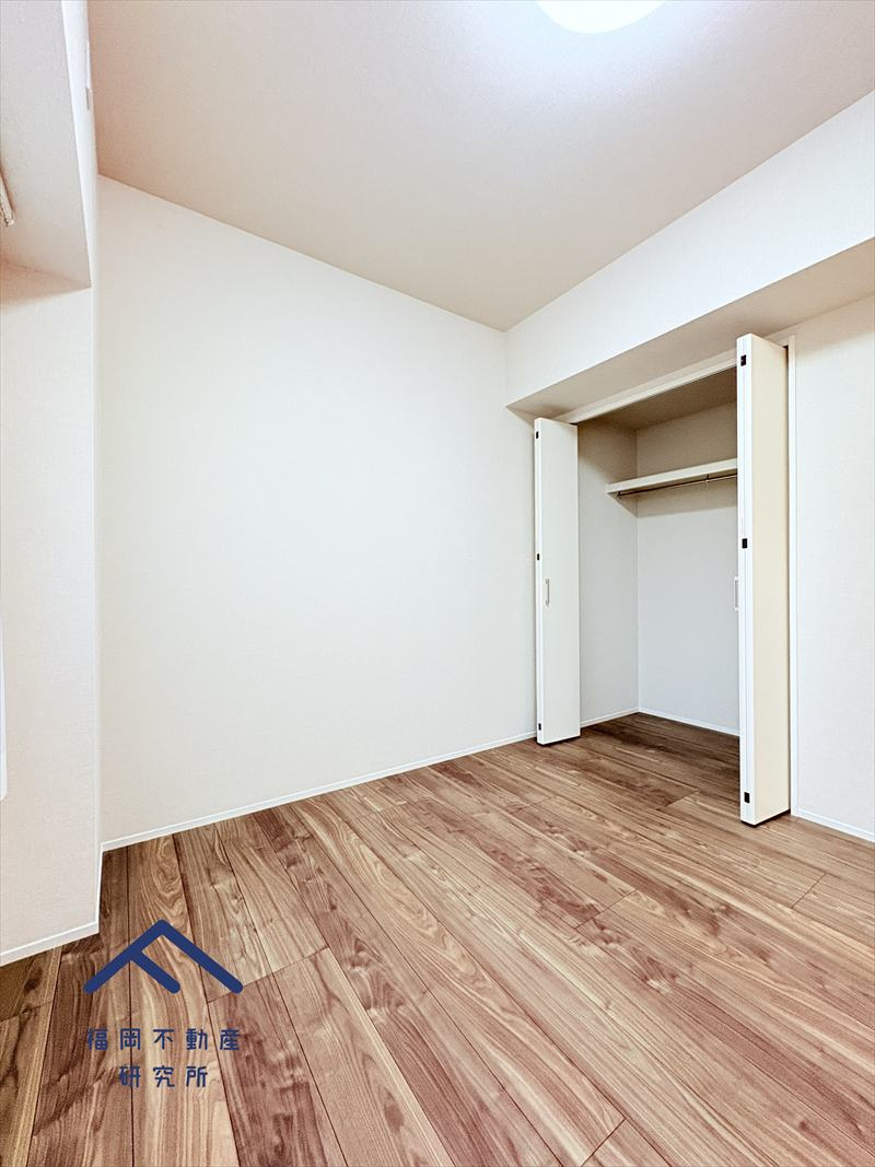 レークサイド野多目の洋室