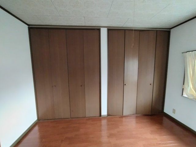 ランブル天 パート2の洋室|東側洋室