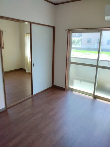 ランブル天 パート2の居間・リビング