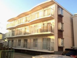 クレセントハイツ