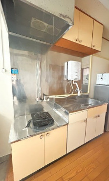 水戸市渡里町　一棟アパートのキッチン