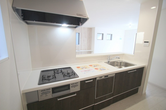 【キッチン】 | 朝霞市本町１丁目　新築一戸建住宅　全１棟（朝霞店） | 2025年11月9日撮影