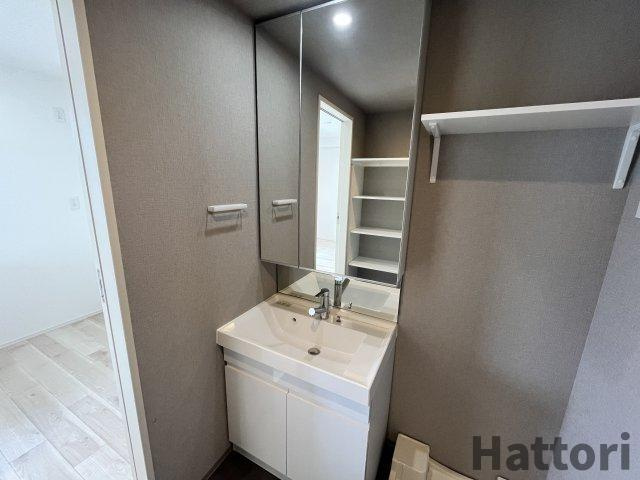 エル・セレーノ新大阪北の独立洗面台