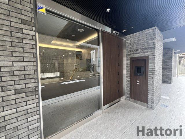 エル・セレーノ新大阪北のエントランス