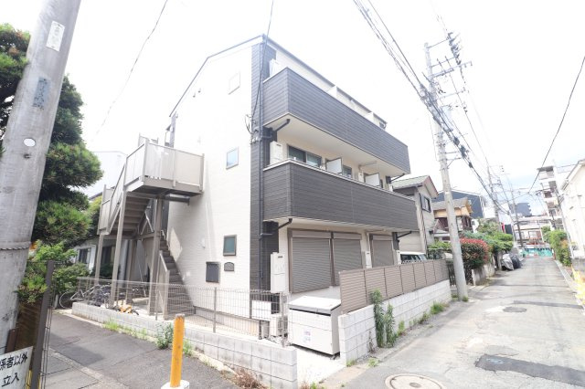 シャルム向ヶ丘の外観