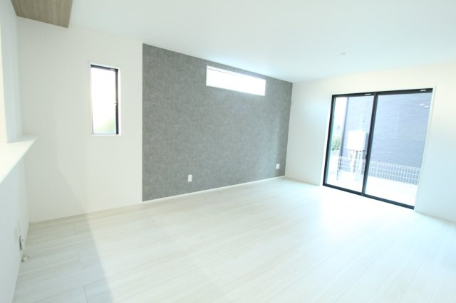 介良乙　新築戸建　3号棟（全4区画）【内覧可能】の居間・リビング|ＬＤＫ　16.0帖