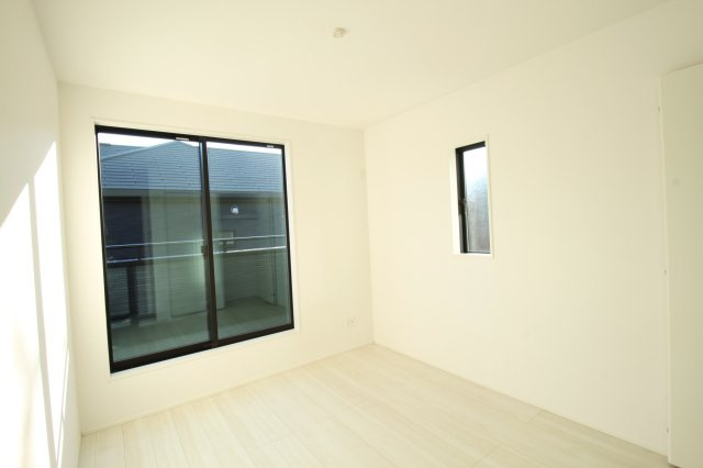 介良乙　新築戸建　3号棟（全4区画）【内覧可能】の洋室|2Ｆ　南の部屋　5.25帖