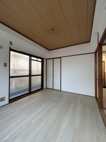 大阪市淀川区三津屋北２丁目の賃貸マンションの洋室