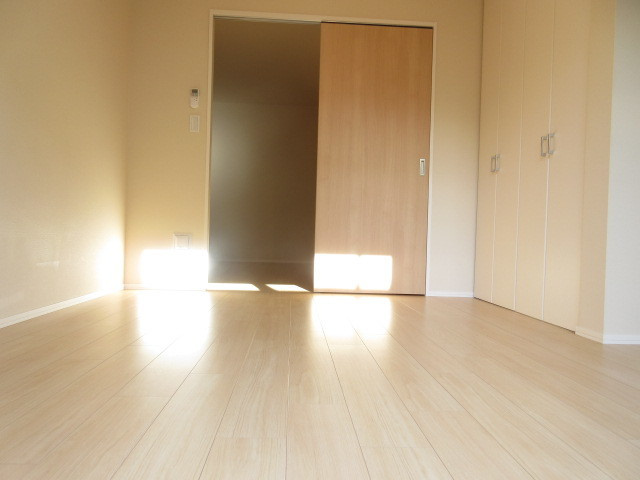 ルチルＭの寝室|★白を基調とした明るいお部屋★