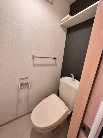 川崎市麻生区王禅寺西３丁目のアパートのトイレ