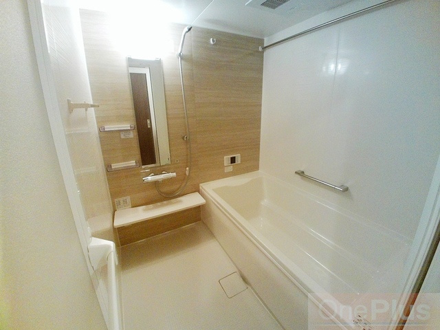 ｃｕｏｒｅ魚崎の浴室