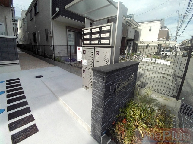 ｃｕｏｒｅ魚崎のエントランス