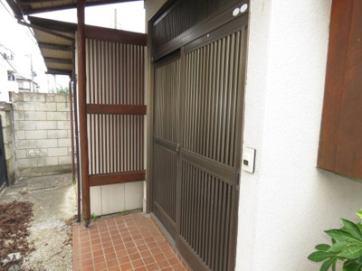 【玄関】 | 今成4丁目貸家