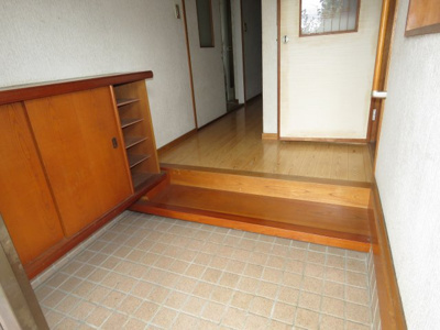 【玄関】 | 今成4丁目貸家