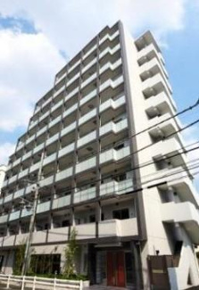【外観】 | 鉄筋コンクリート造のがっちりとした建物。