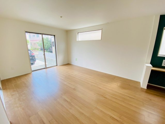 よかタウン／南区出仲間７丁目３期／１号棟の居間・リビング