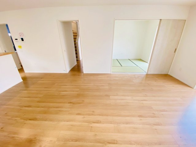 よかタウン／南区出仲間７丁目３期／１号棟の居間・リビング