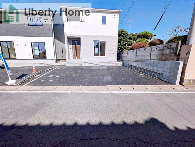 結城市結城第45　新築戸建　3号棟の駐車場