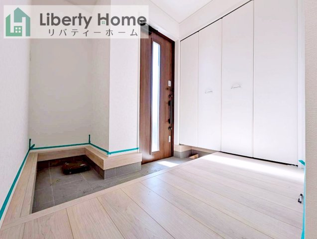 結城市結城第45　新築戸建　3号棟の玄関