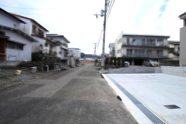 いの町枝川　新築戸建　⑪（全2区画）【内覧可能】の前面道路含む現地写真|南東側　公道「6ｍ　接面8.9ｍ