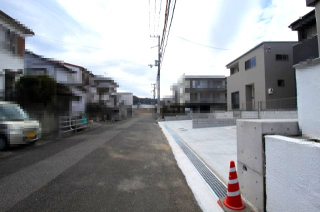 いの町枝川　新築戸建　⑪（全2区画）【内覧可能】の前面道路含む現地写真|南東側　公道　6ｍ　接面8.9ｍ