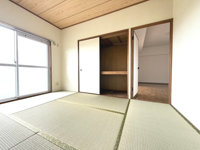 第２祥栄ビルの和室|きれいな6.0帖の和室