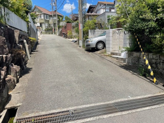 【前面道路含む現地写真】