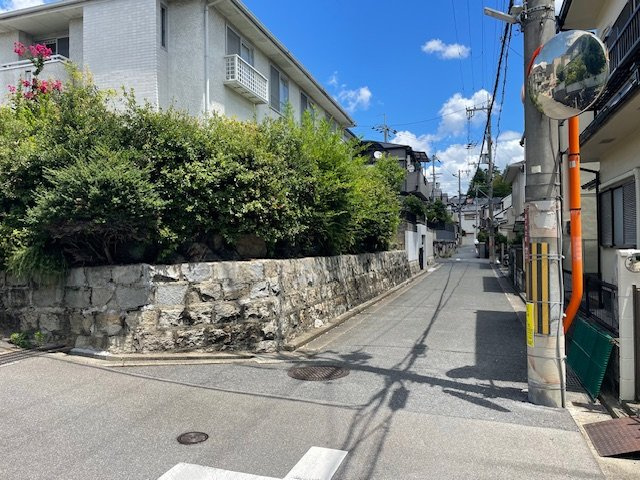 【前面道路含む現地写真】 | 枚方市茄子作北町　戸建