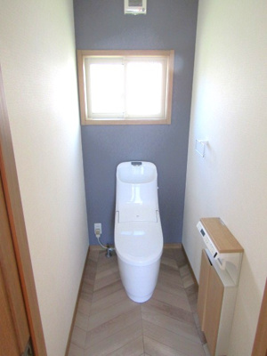 【トイレ】 | 【平屋住宅】甲府市下今井町 | 清潔感のあるトイレです