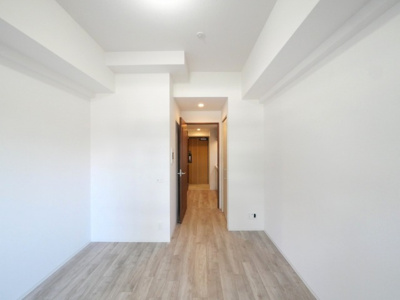 【居間・リビング】 | エスリード難波AGREA | ゆったり過ごせるリビングです