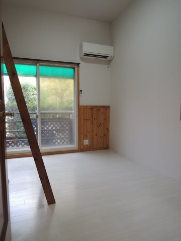 コートビレッジ桜ヶ丘PartⅡレジデンスの洋室|写真は103号室【コートビレッジ桜ヶ丘PartIIレジデンス】