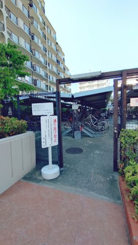 ハイム鴻池の駐輪場