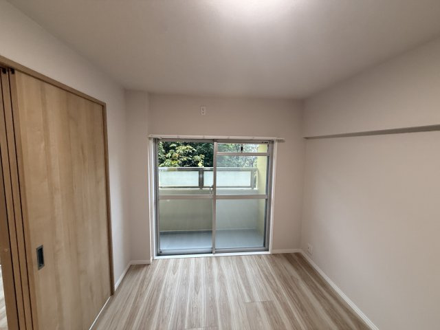 横浜若葉台団地4-22号棟の洋室|洋室