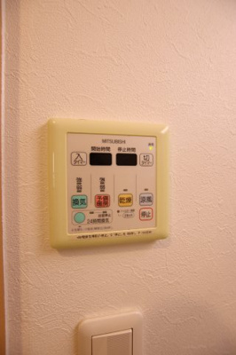 【設備】 | リアライズ深井駅前 | 浴室乾燥機