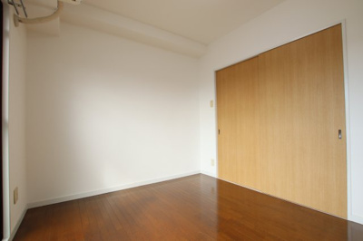 【洋室】 | エルファミーレ富田林