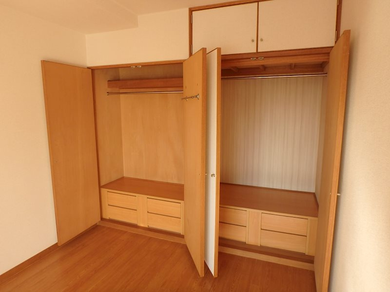 ラ・ミーユ甲東園|収納