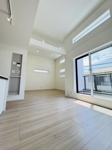 Live Beautifully. 辻堂元町に、美意識を。の居間・リビング