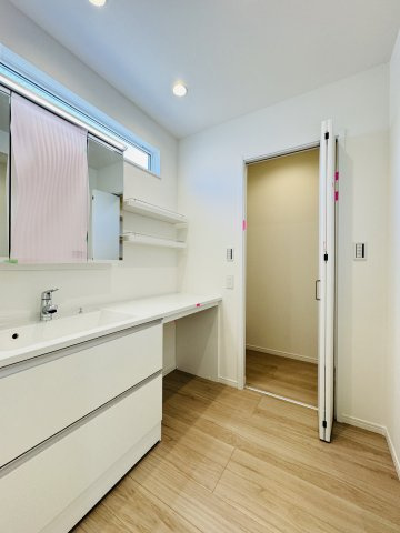 Live Beautifully. 辻堂元町に、美意識を。の洗面所