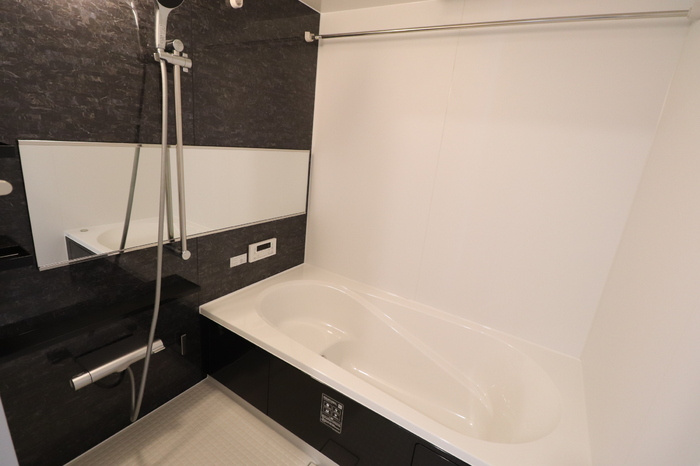 熊本市南区白藤２丁目のアパートの浴室