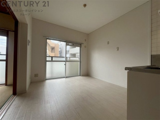 コーポ西台の居間