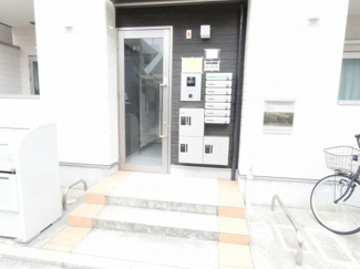 【エントランス】 | ホワイトベースⅡ