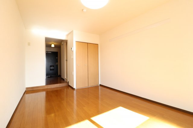 メゾン・ヴェルドゥールの居間・リビング