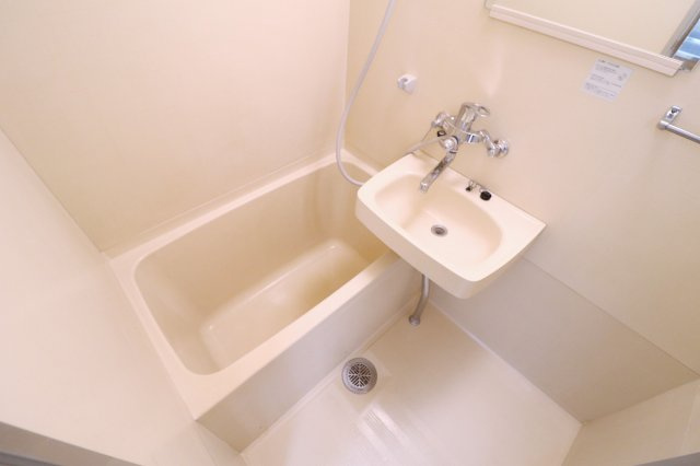 メゾン・ヴェルドゥールの浴室