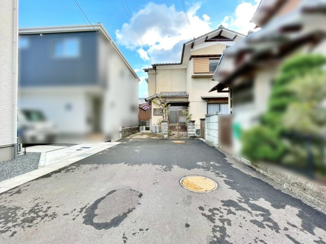 中古戸建　京町の前面道路含む現地写真
