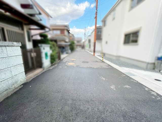 中古戸建　京町の前面道路含む現地写真