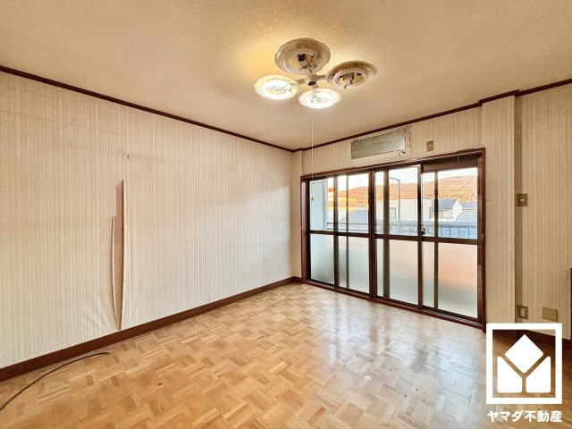 伏見区深草平田町の寝室