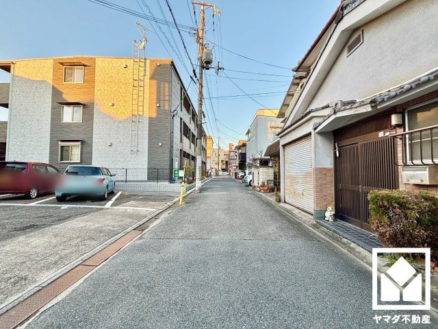 伏見区深草平田町の前面道路含む現地写真