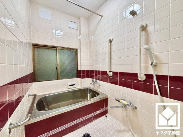 伏見区深草平田町の浴室