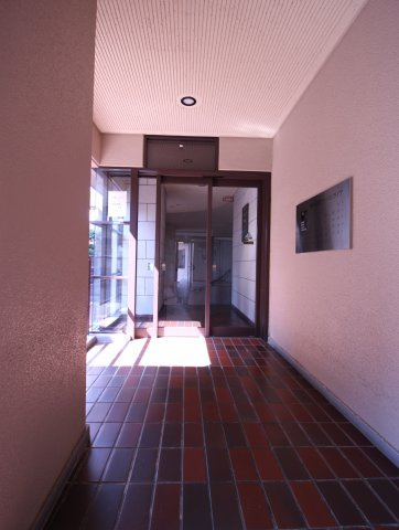 【エントランス】 | 豊中本町　アーバンライフ | マンション入り口になります。